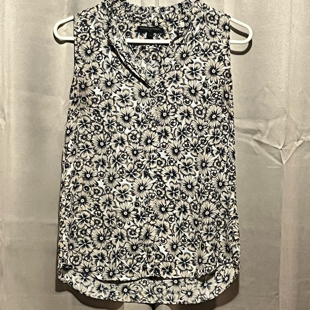 Banana Republic Black and White Floral Blouse